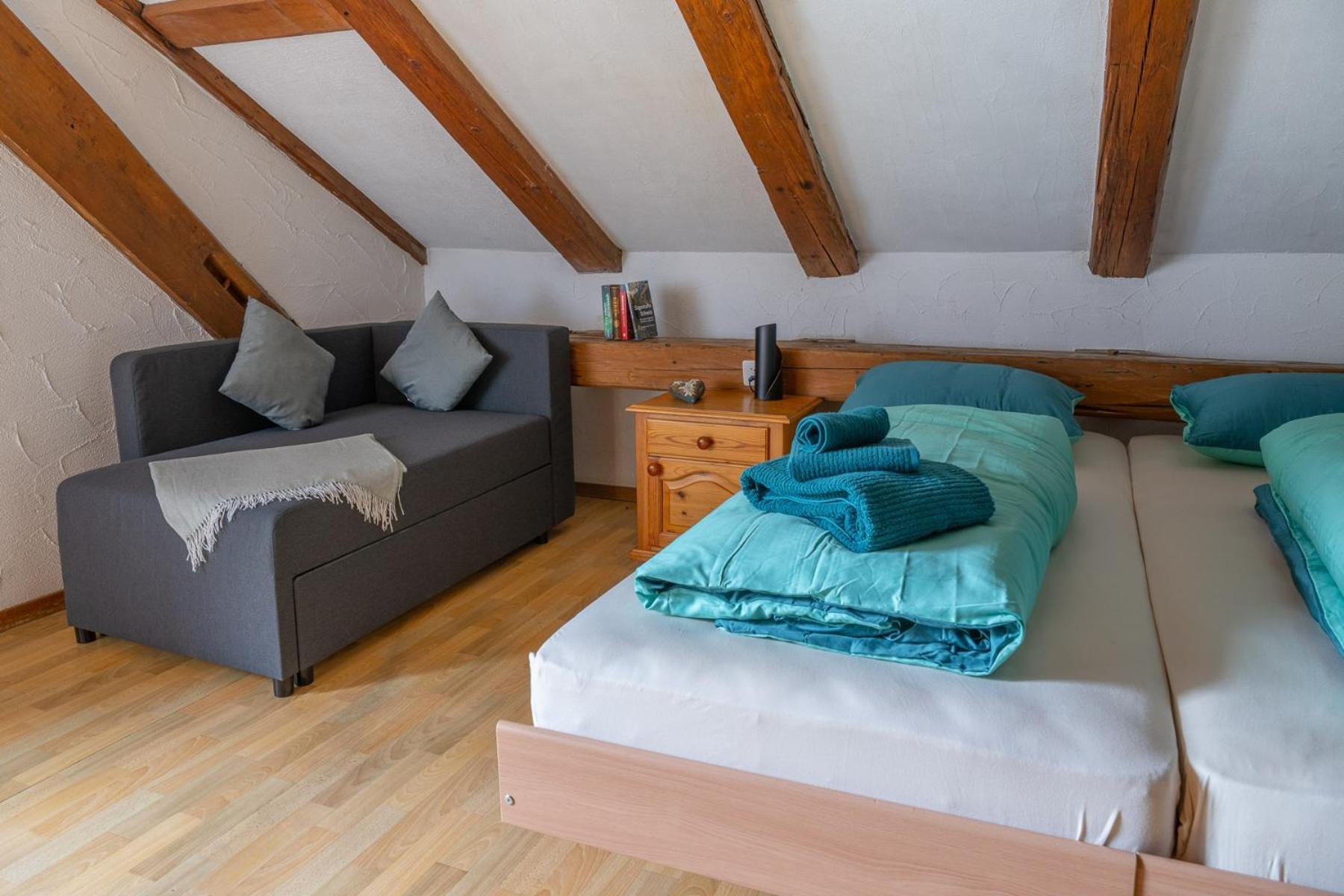 Chrona Bed & Breakfast Jenaz Szoba fotó