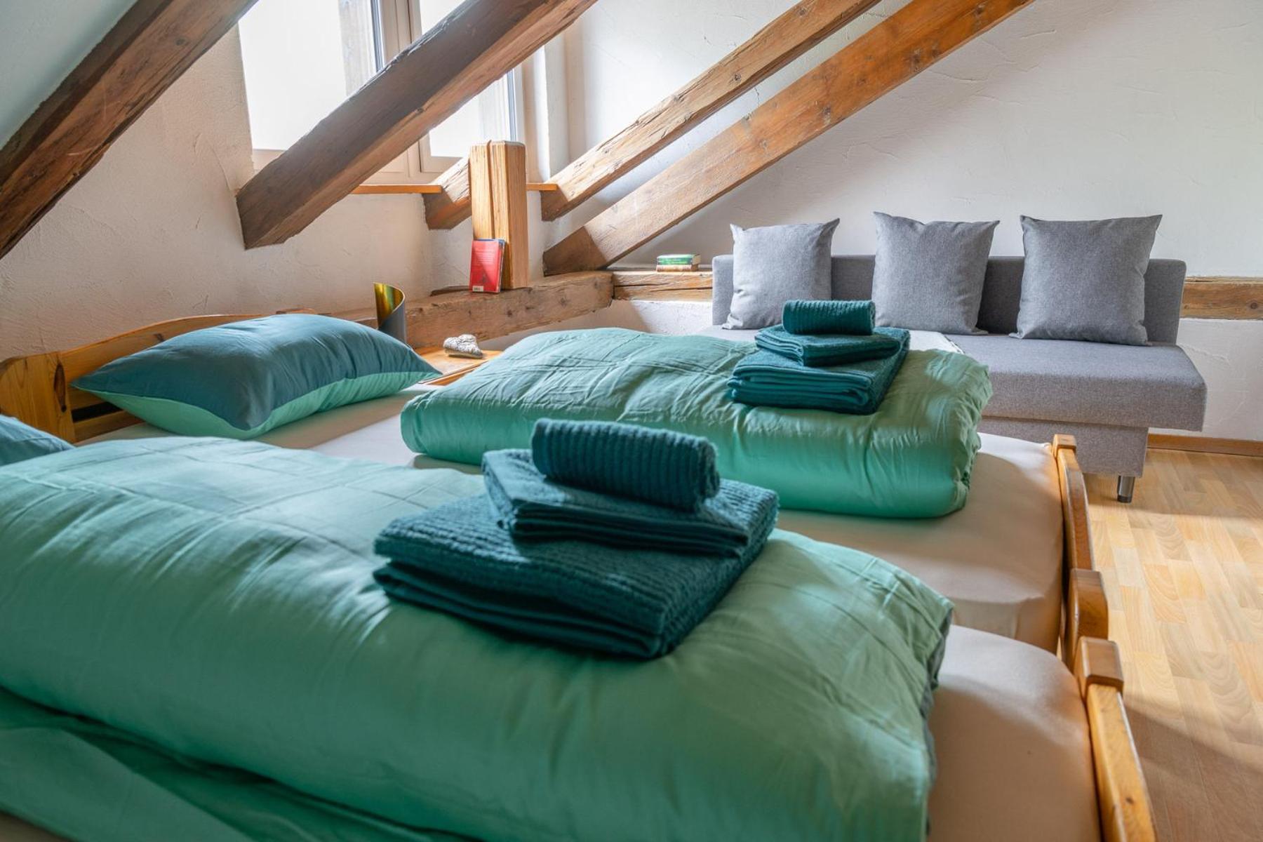 Chrona Bed & Breakfast Jenaz Szoba fotó